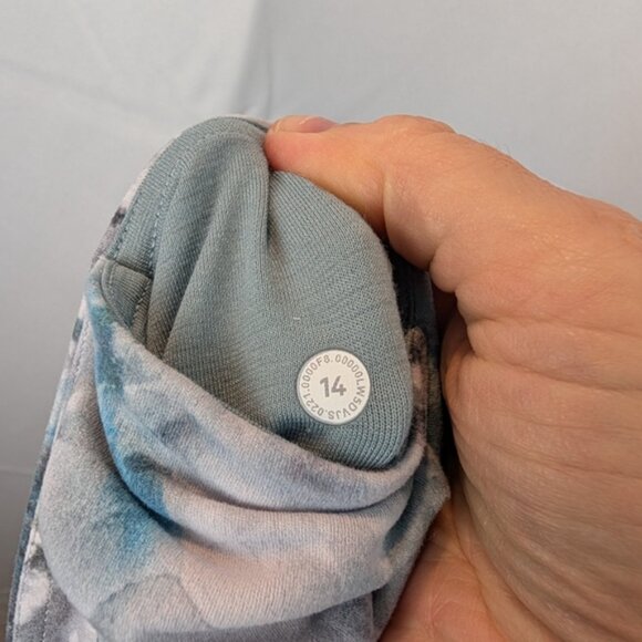 Lululemon Unlimit High-Rise Tight 25  - Kaleidofloral Multi size 14 in EUC - Picture 8 of 8